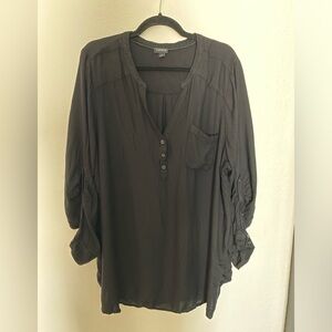 *CLOSING SHOP MUST GO*Torrid long sleeve blouse